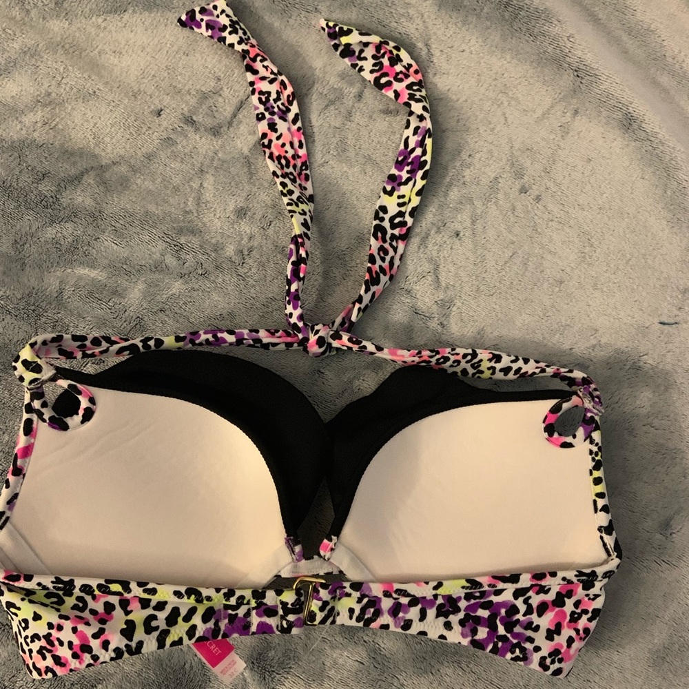 Leopard print Victoria’s Secret bikini top 32C - Picture 2 of 3